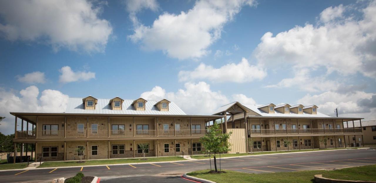 Old Mill Resort Ню Браунфелс Екстериор снимка