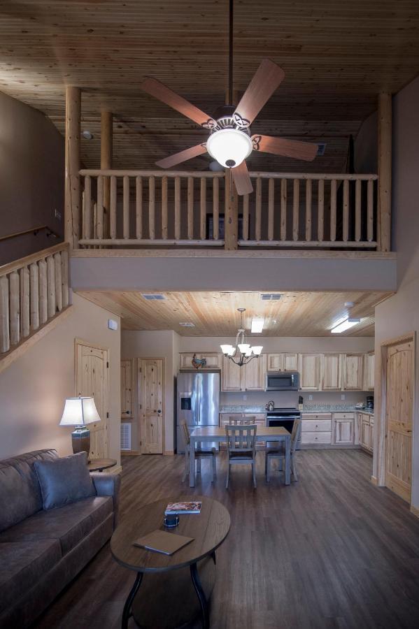 Old Mill Resort Ню Браунфелс Екстериор снимка